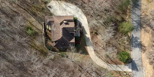 153 KINGS CREST LANE