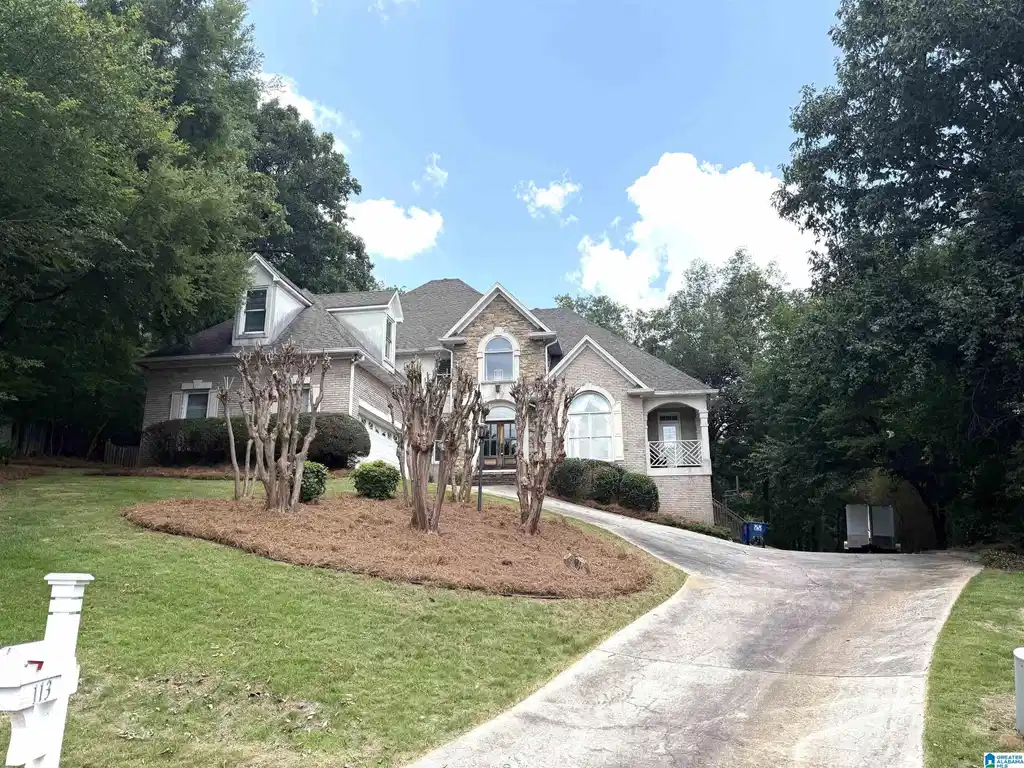 Image 1: Front Of Structure