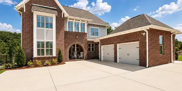 1054 EAGLE NEST CIRCLE