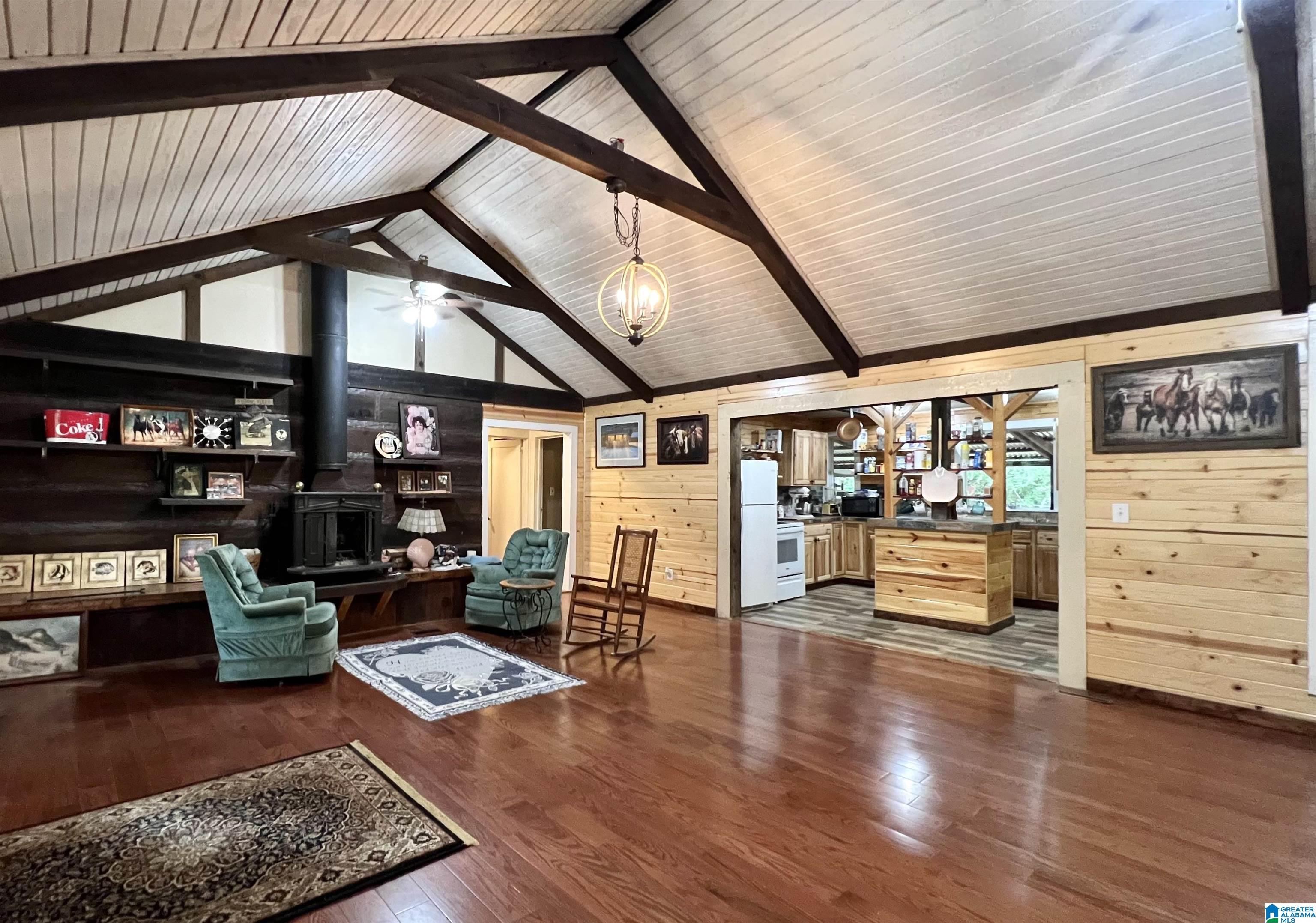 Image 2: Living Room