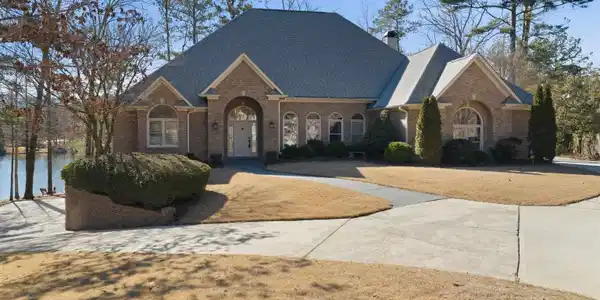 1320 COVE LAKE CIRCLE