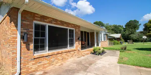 Image 3: Patio