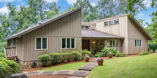 3836 RIVER VIEW DRIVE