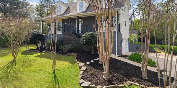 8821 CLUBHOUSE CIRCLE