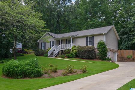 1041 MAPLE LANE