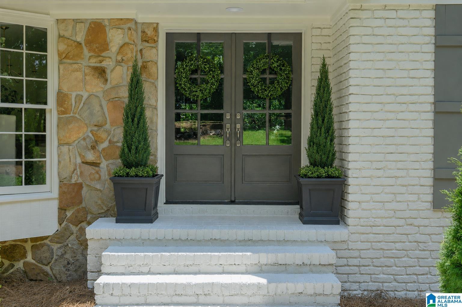 Image 2: Entry