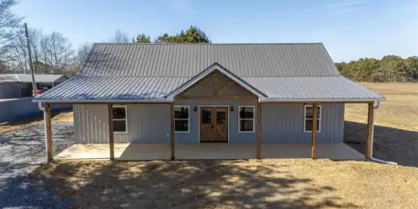 620 WASHBURN DRIVE