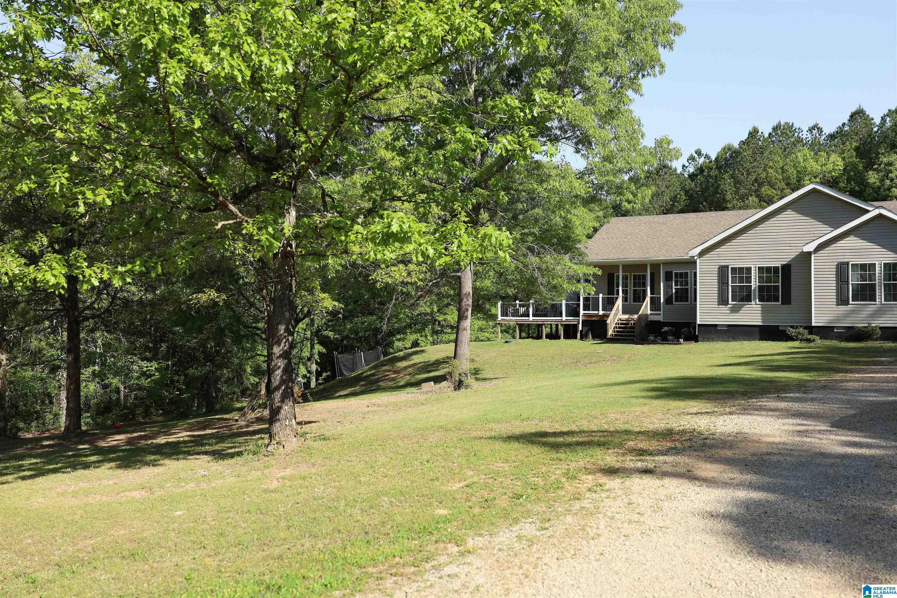 Image 2: Yard
