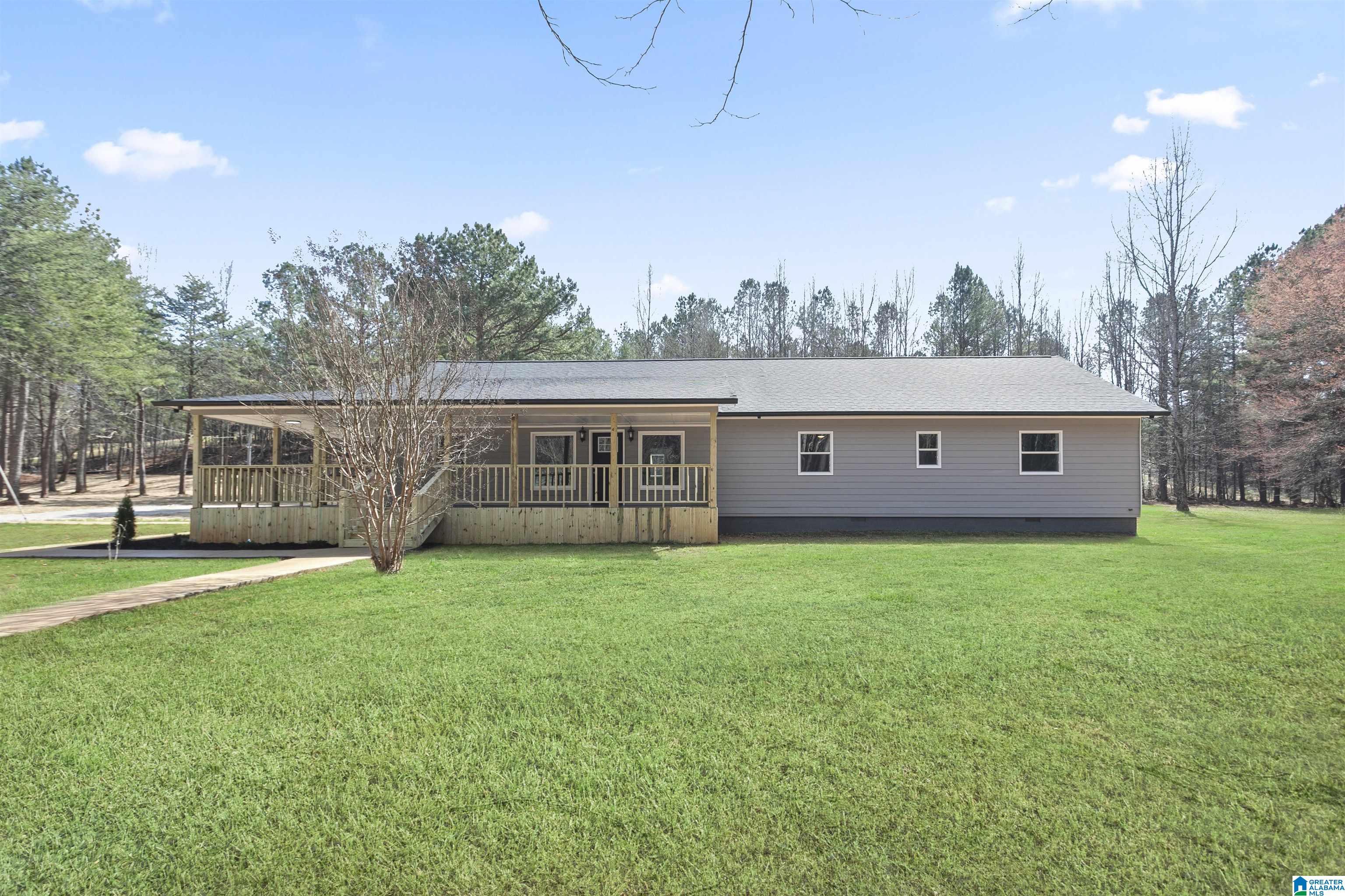 Image 3: Back Of Structure