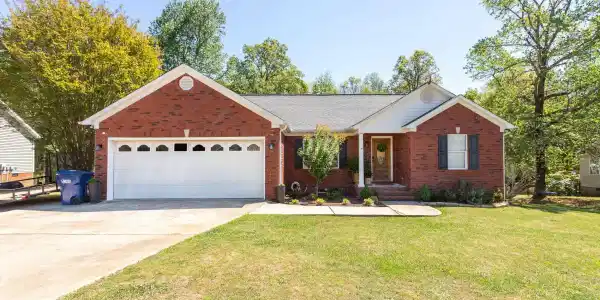 102 DEER PATH
