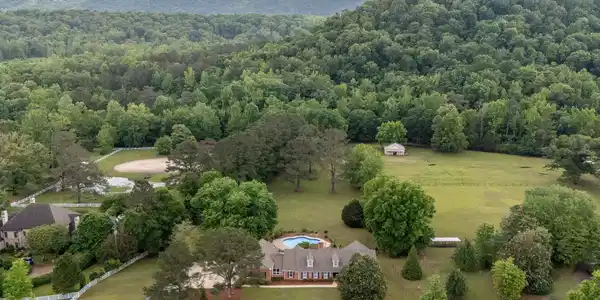 3040 CAHABA VALLEY ROAD