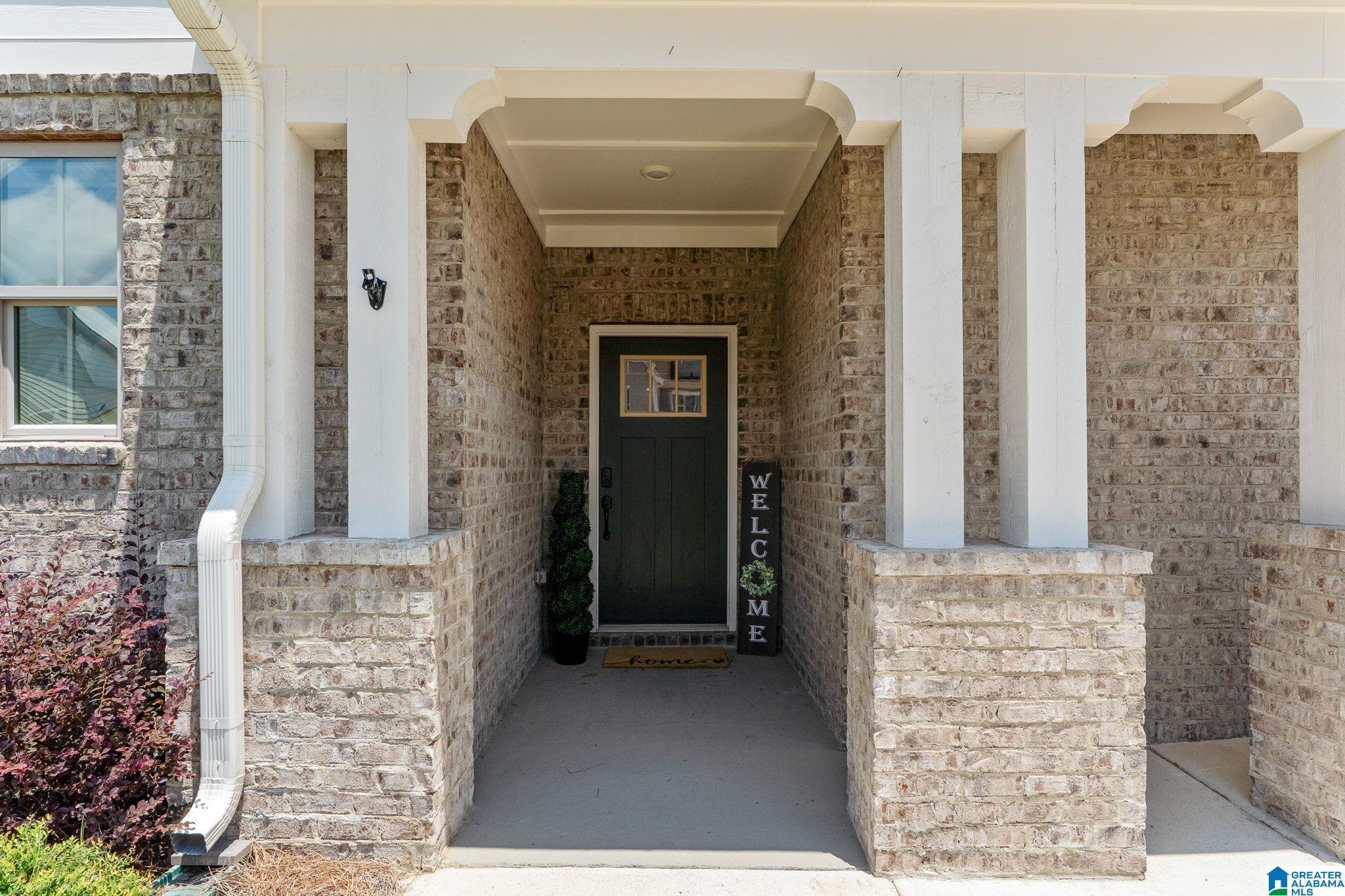 Image 3: Entry