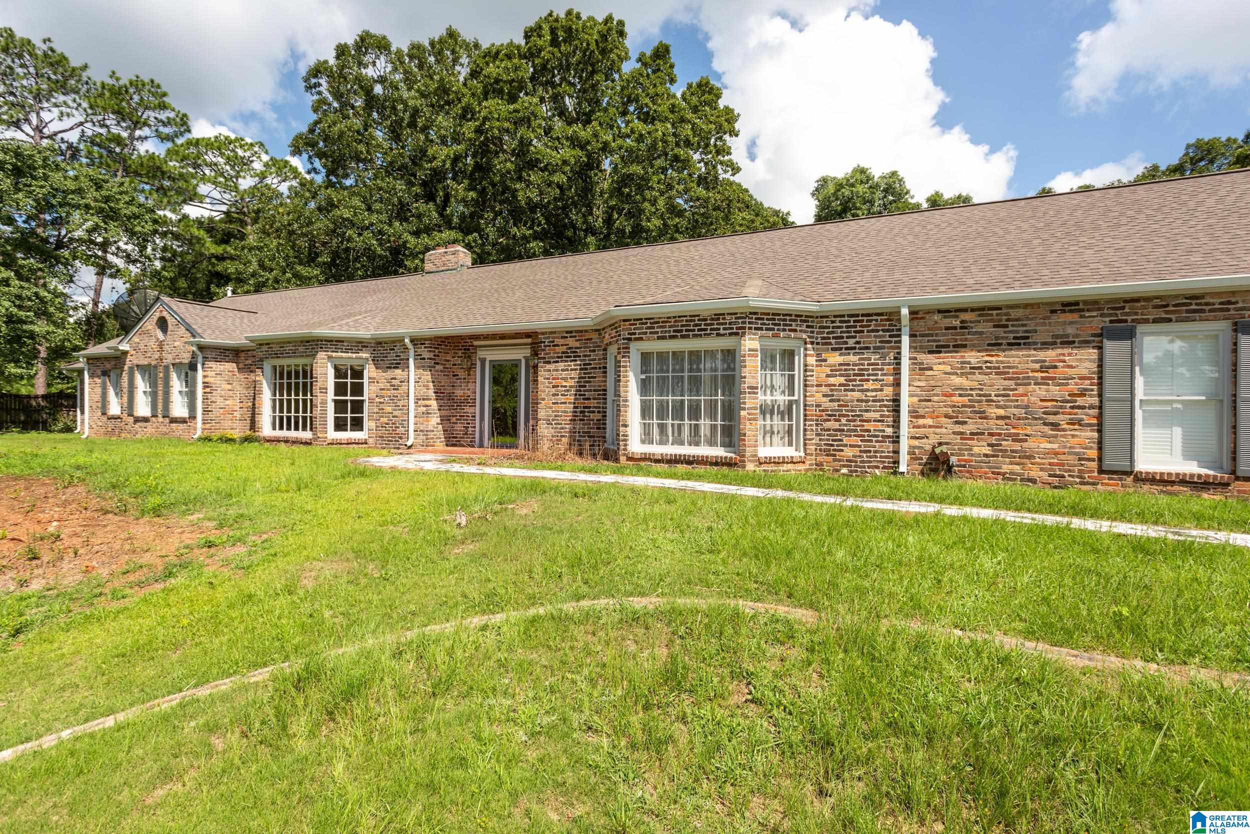 Image 2: Front Of Structure