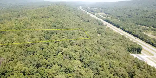 Image 2: Only a short distance to Hwy 75