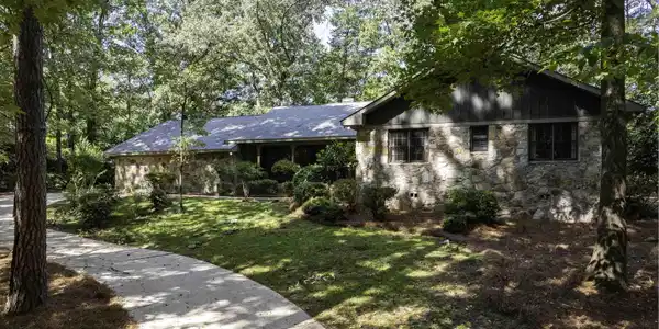 3820 RIVER VIEW DRIVE