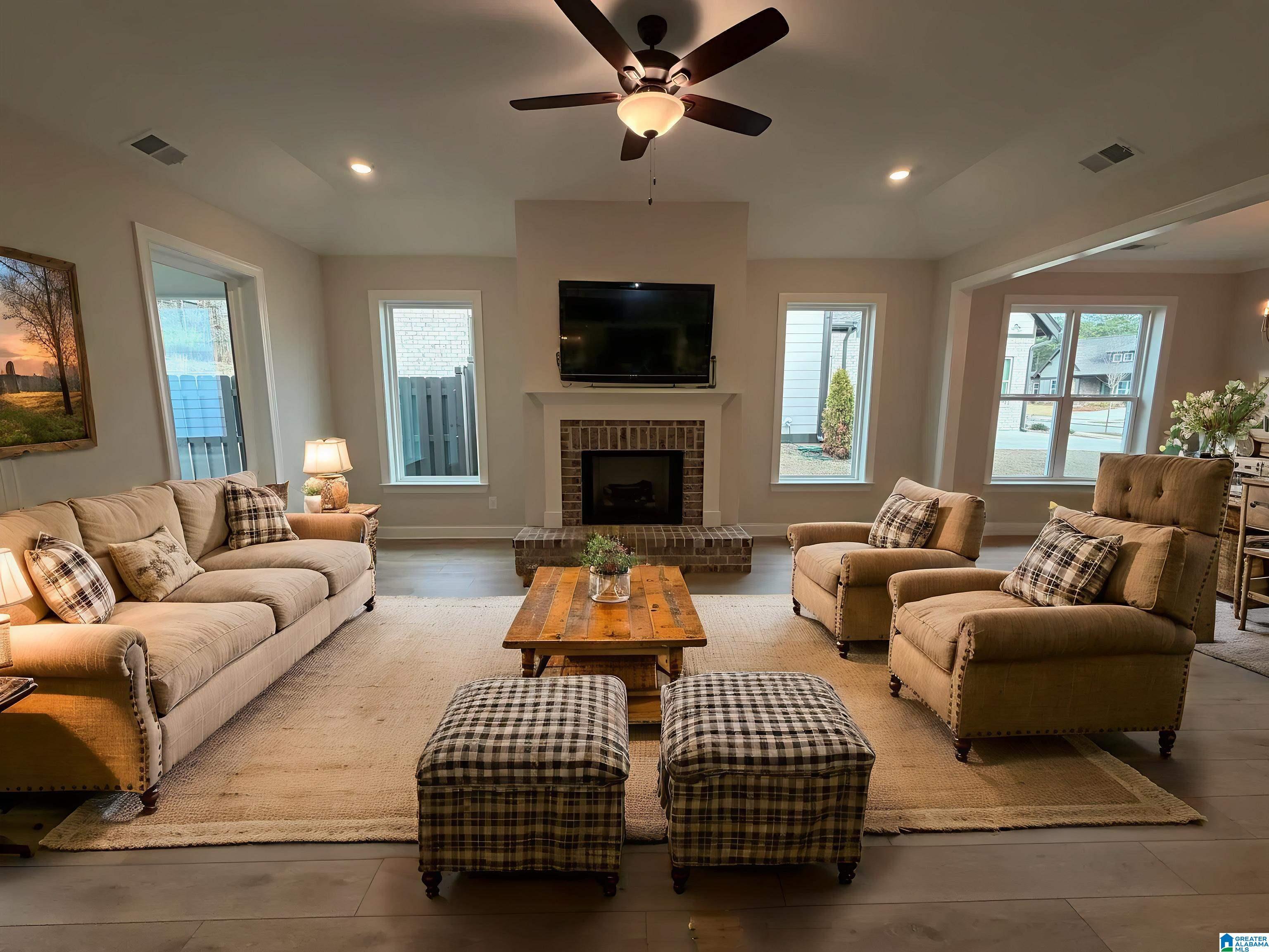 Image 3: Virtually Staged Great Room