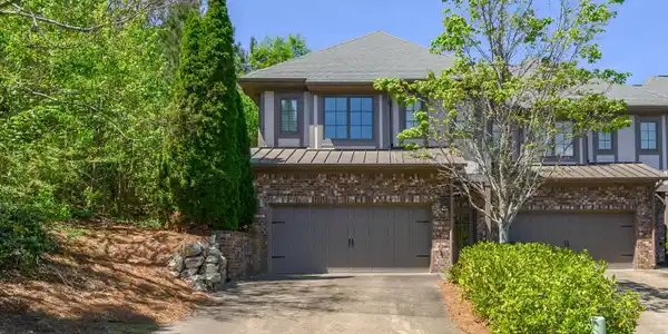 3076 EAGLE RIDGE LANE