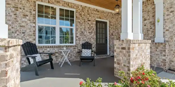 Image 3: Patio