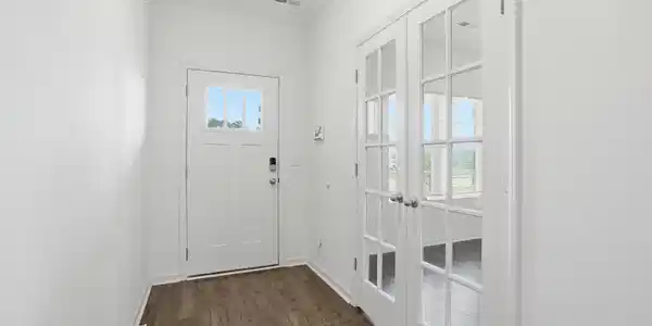 Image 3: Entry