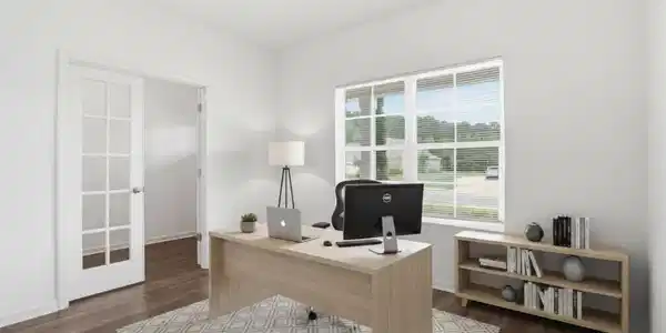 Image 4: Office