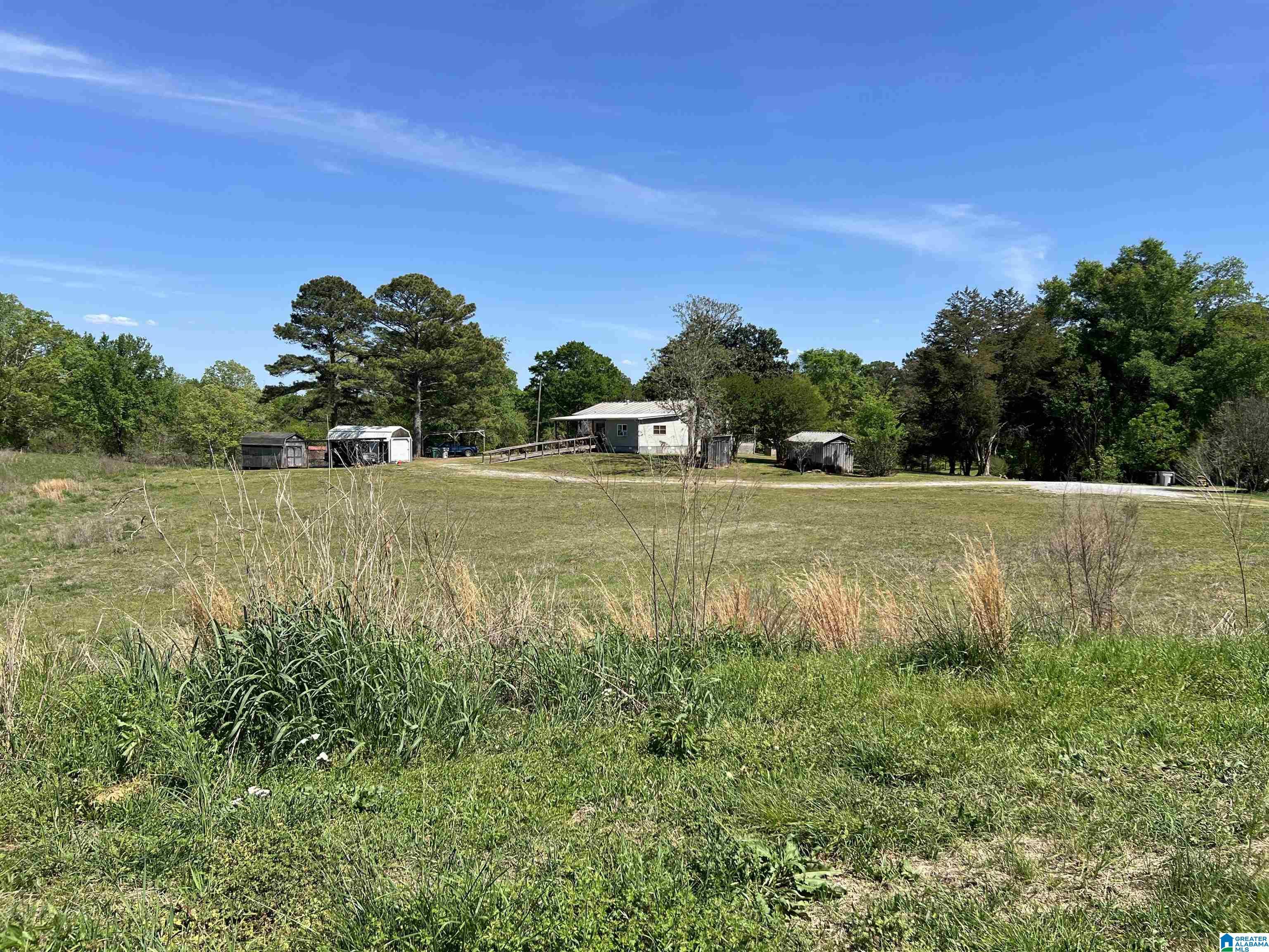Image 2: Yard