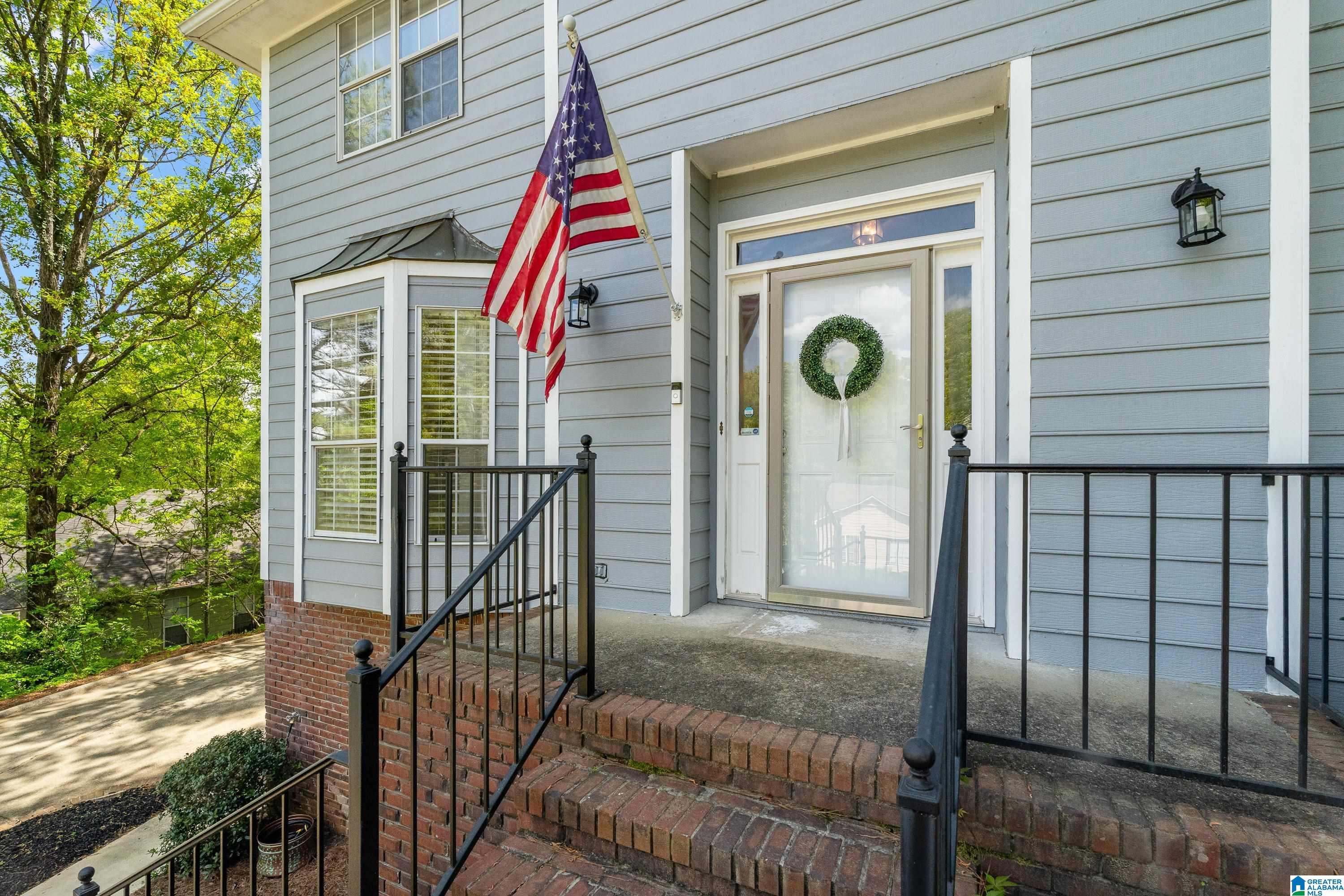 Image 4: Entry