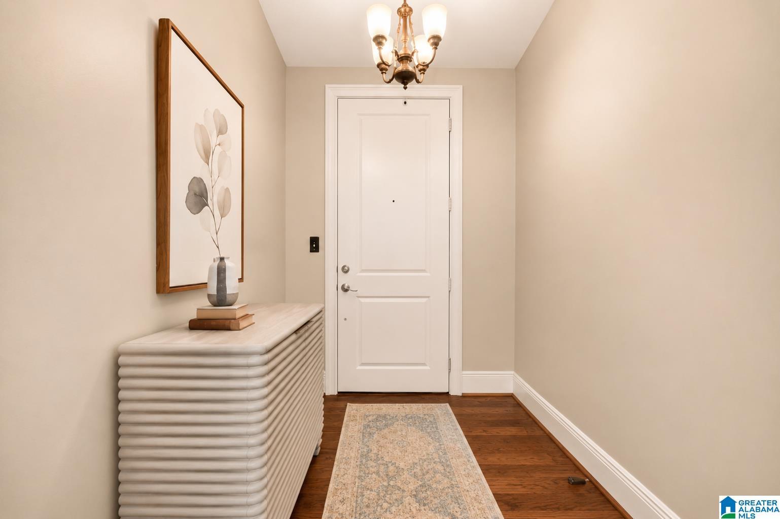 Image 2: Entry