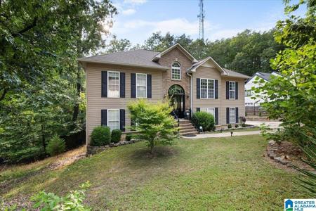 433 SHELTERWOOD CIRCLE