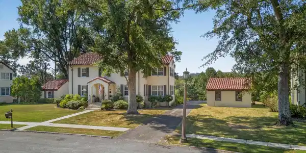 215 BUCKNER CIRCLE