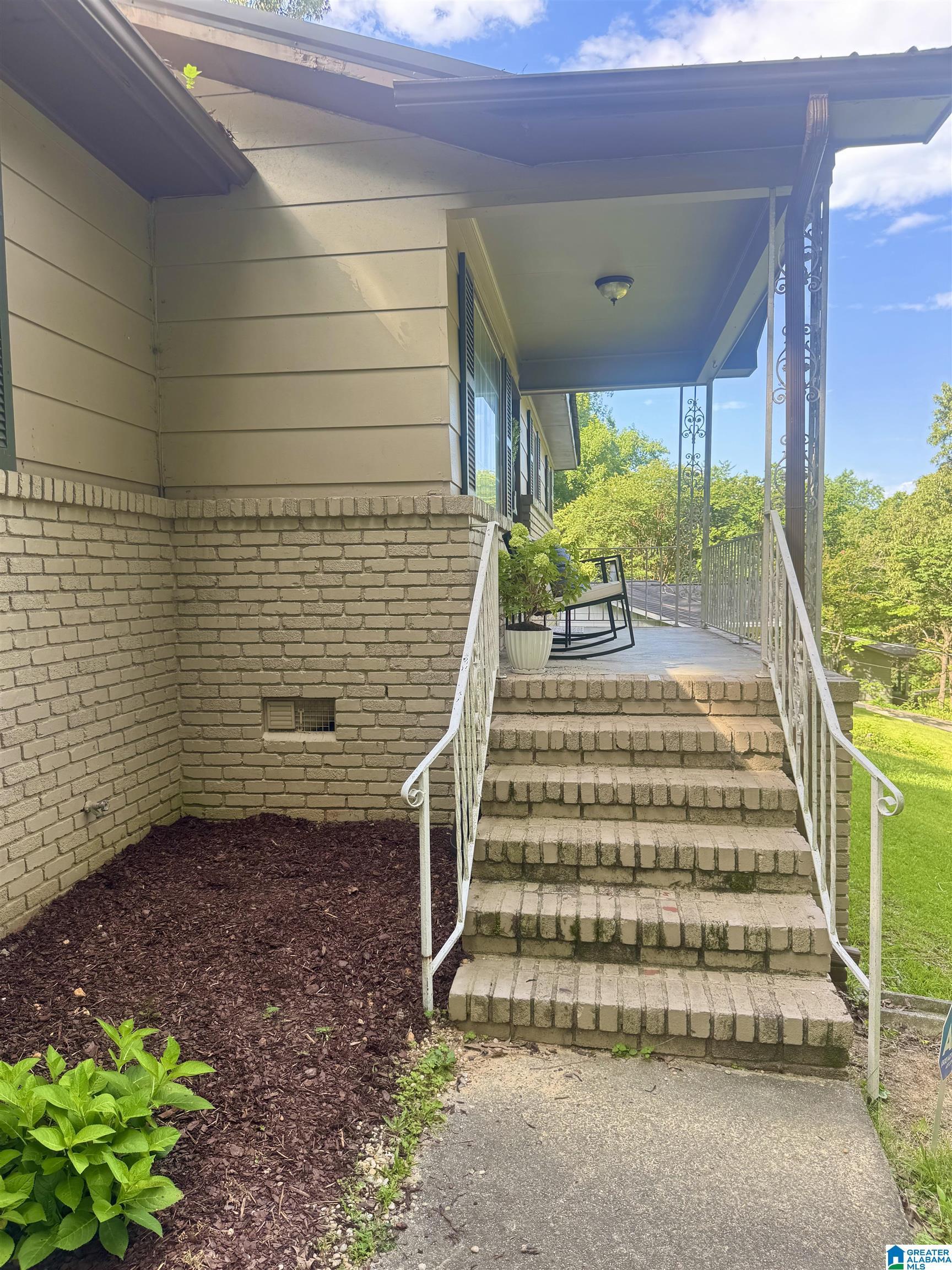 Image 2: Stairs