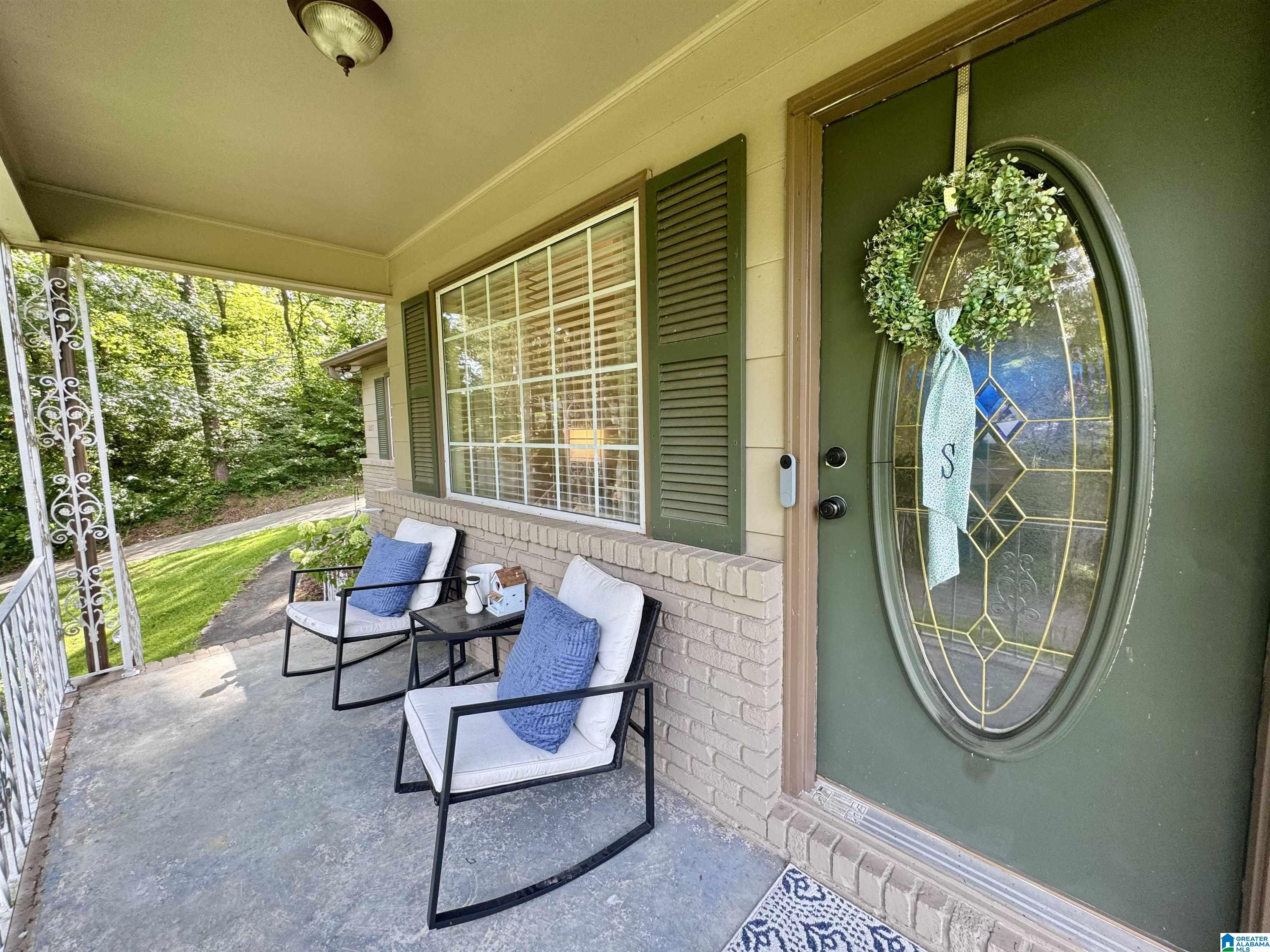 Image 3: Patio
