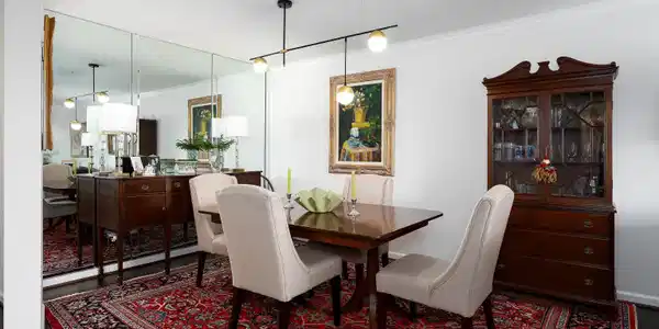 Image 3: Dining Area
