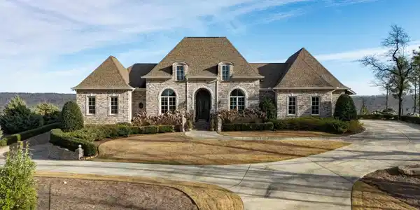 280 HIGHLAND VIEW DRIVE