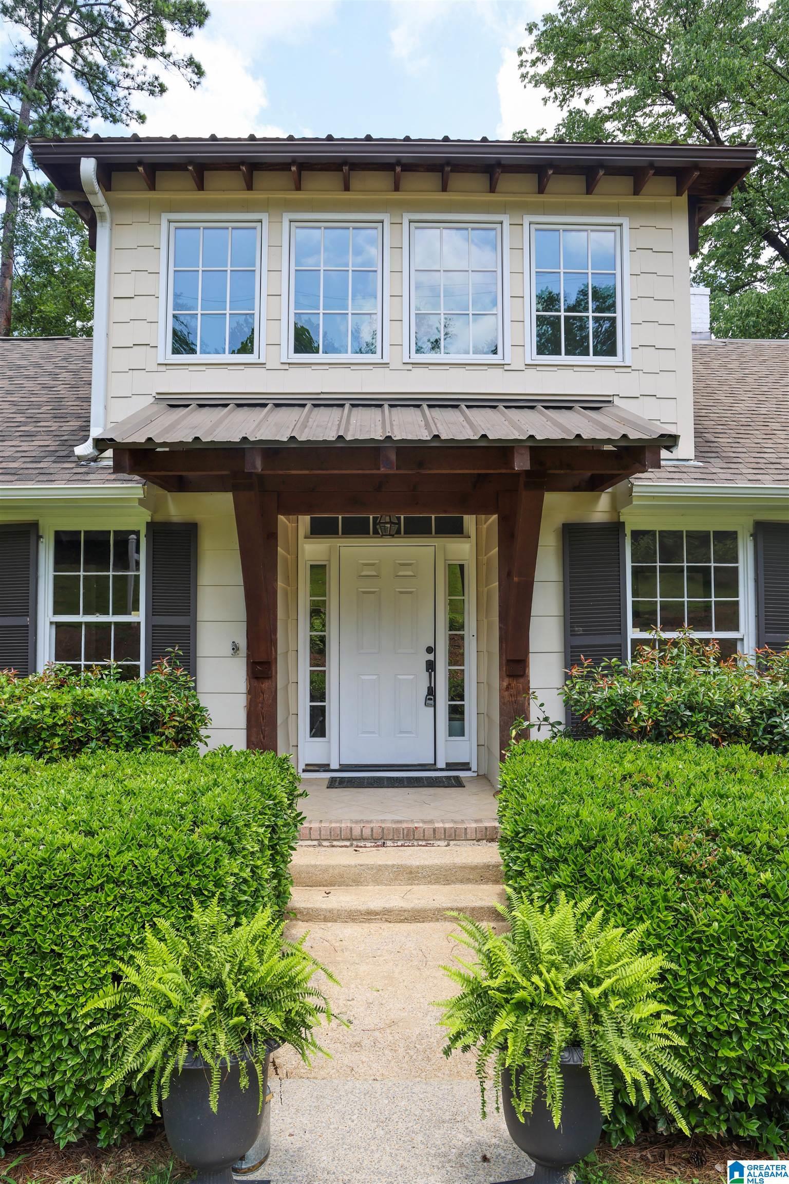 Image 4: Entry