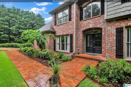 394 GREYSTONE GLEN CIRCLE