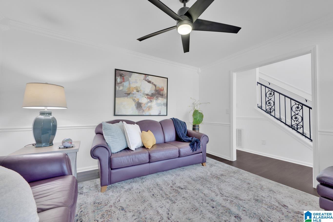 Image 4: Formal living/Dining