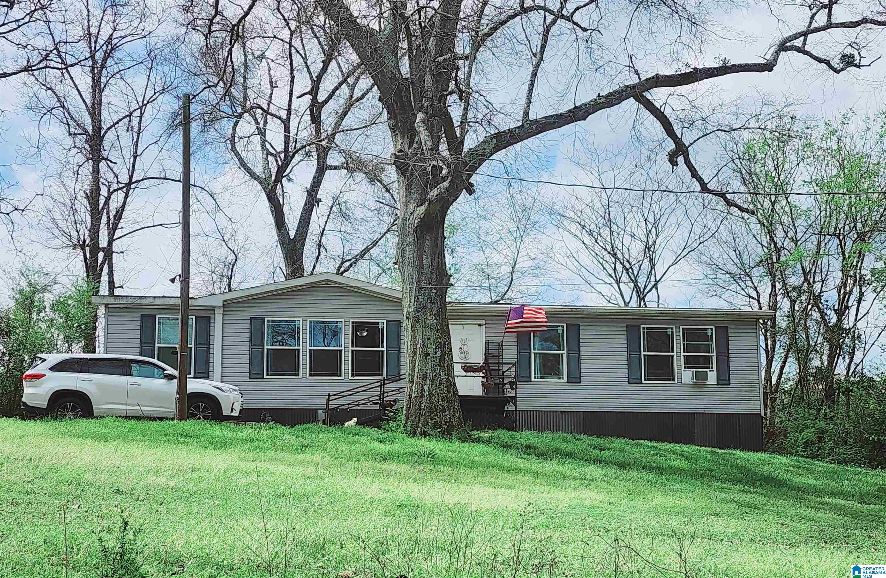 Image 1: Front Of Structure