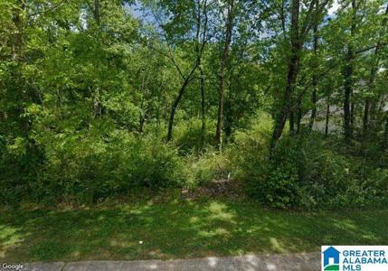 1704 CREELY DRIVE