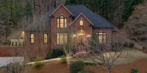 1521 AMHERST CIRCLE