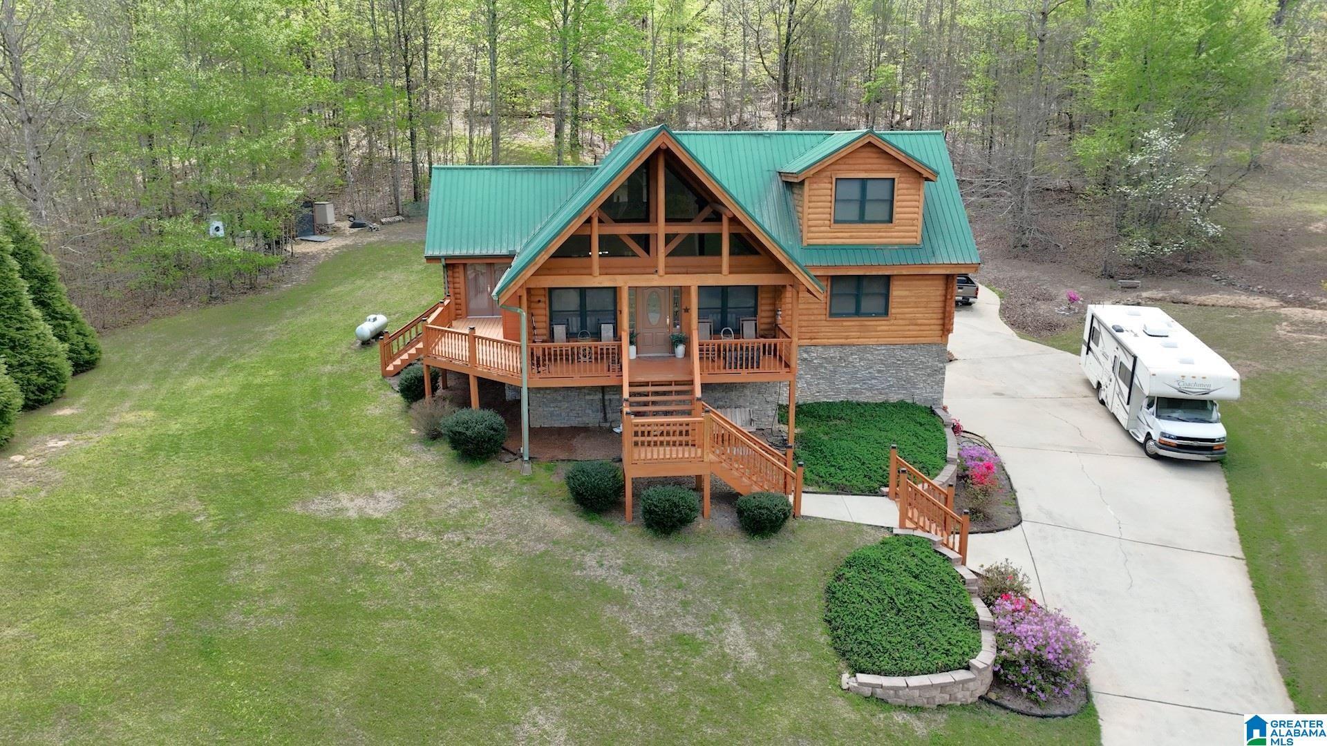 Image 3: Front Of Structure