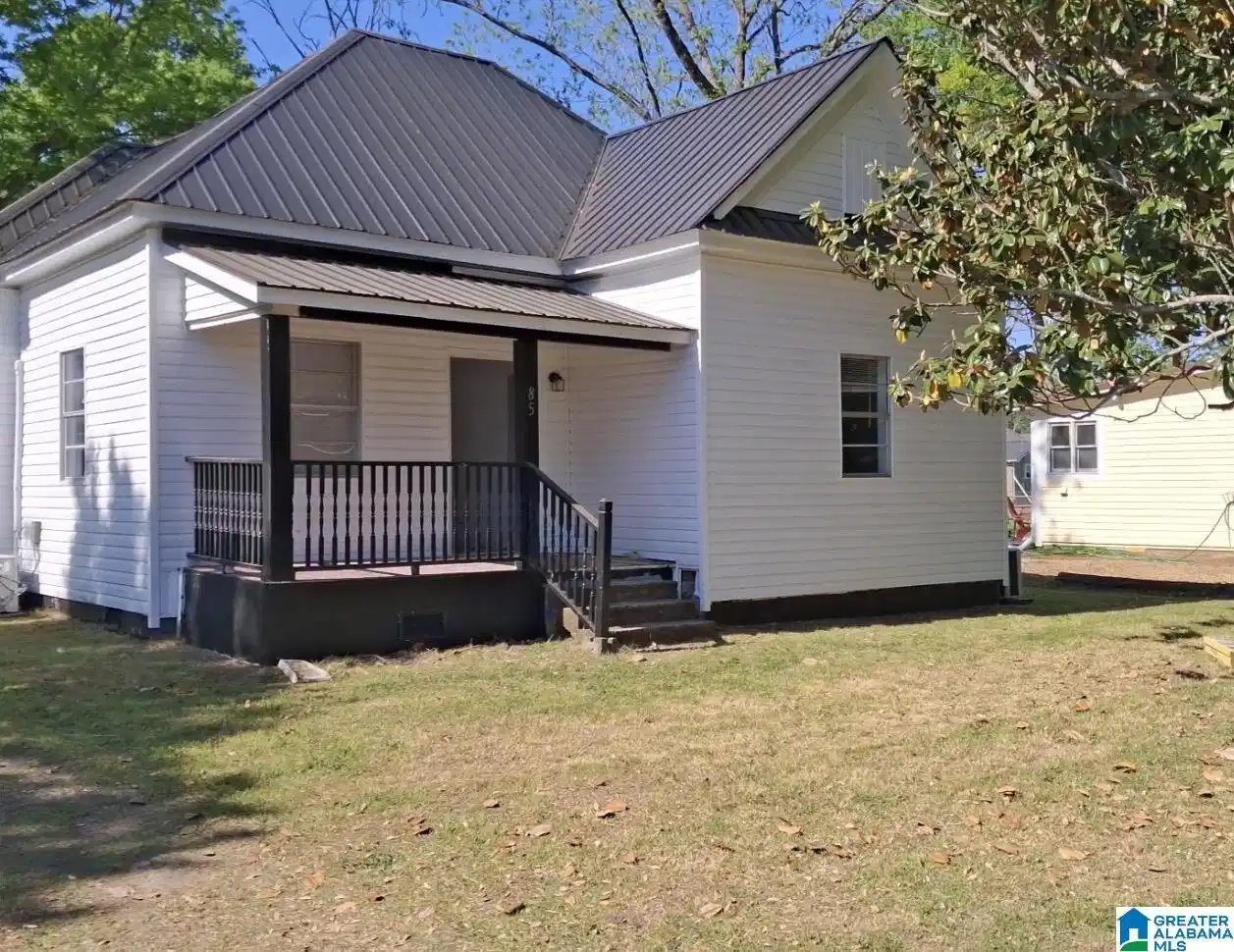 Image 1: Front Of Structure