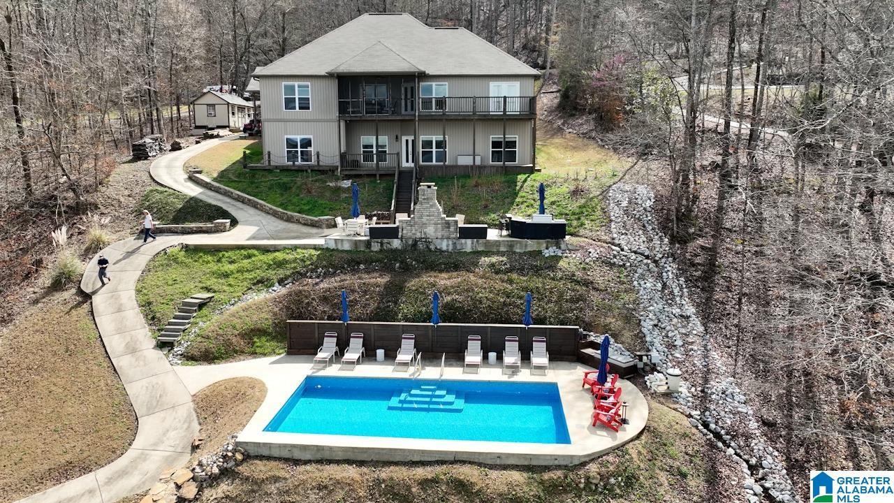 Image 1: Back Of Structure