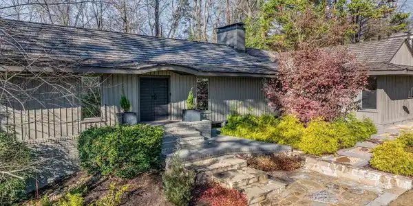 3517 BELLE MEADE WAY
