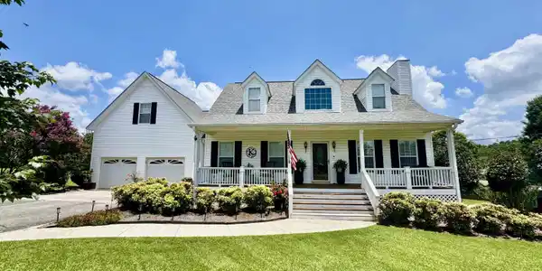 138 LELIA DRIVE