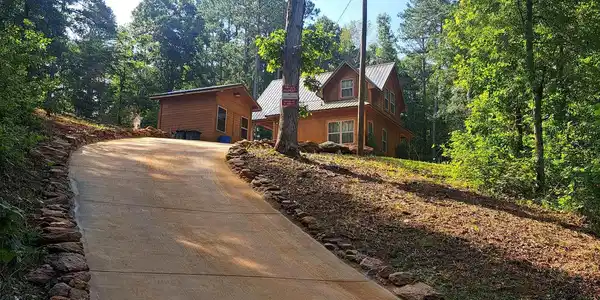 Image 2: Front Of Structure