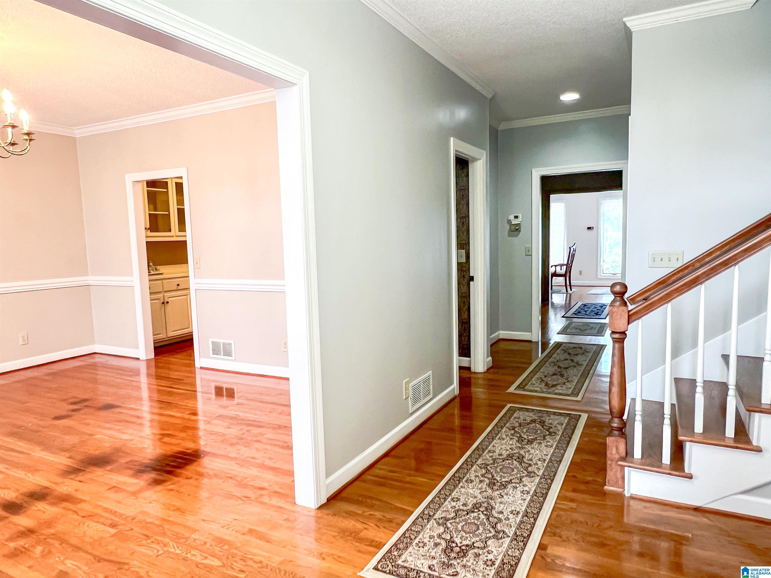 Image 4: Hallway