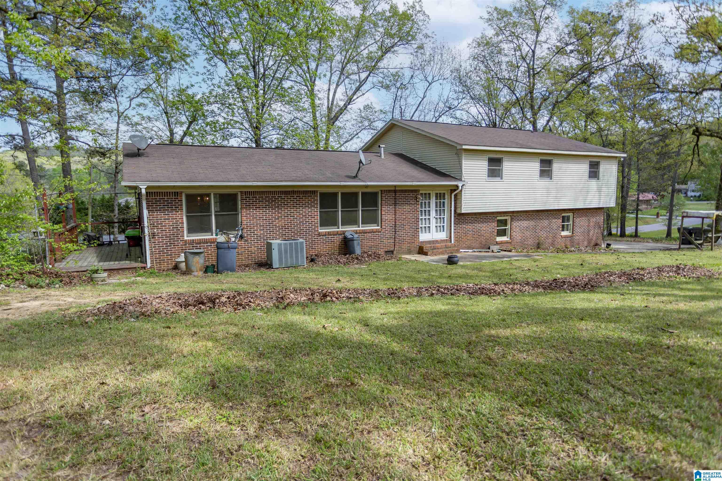 Image 2: Back Of Structure