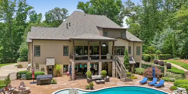 336 STONEGATE DRIVE
