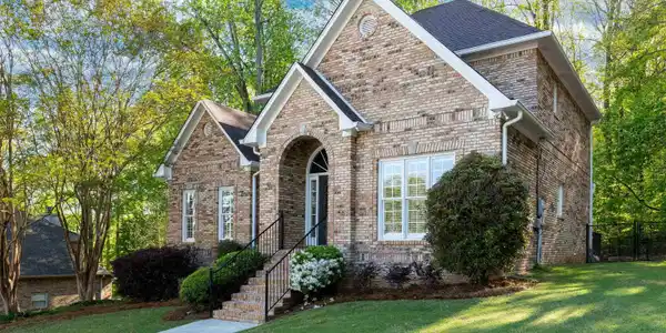 7509 SURREY LANE
