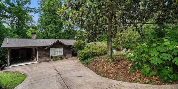 320 SOUTH PARKWAY